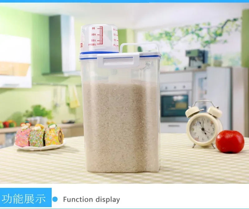 Airtight Pet Food Storage Container with Measuring Cup (1.5kg / 2kg)